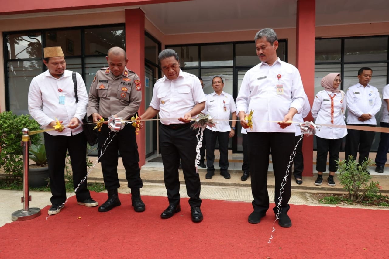 Resmikan SKh Negeri 1 Kota Tangsel, Ini Kata Pj Gubernur Al Muktabar 1 IMG 20240209 WA0012