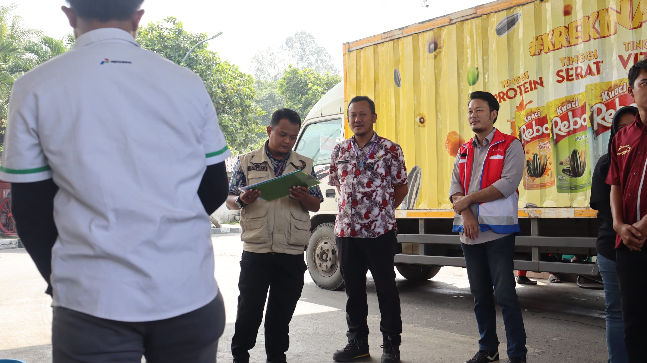 Jelang Arus Mudik, Disperindag Kabupaten Tangerang Cek Alat Ukur SPBU 2 IMG 20240328 WA0027