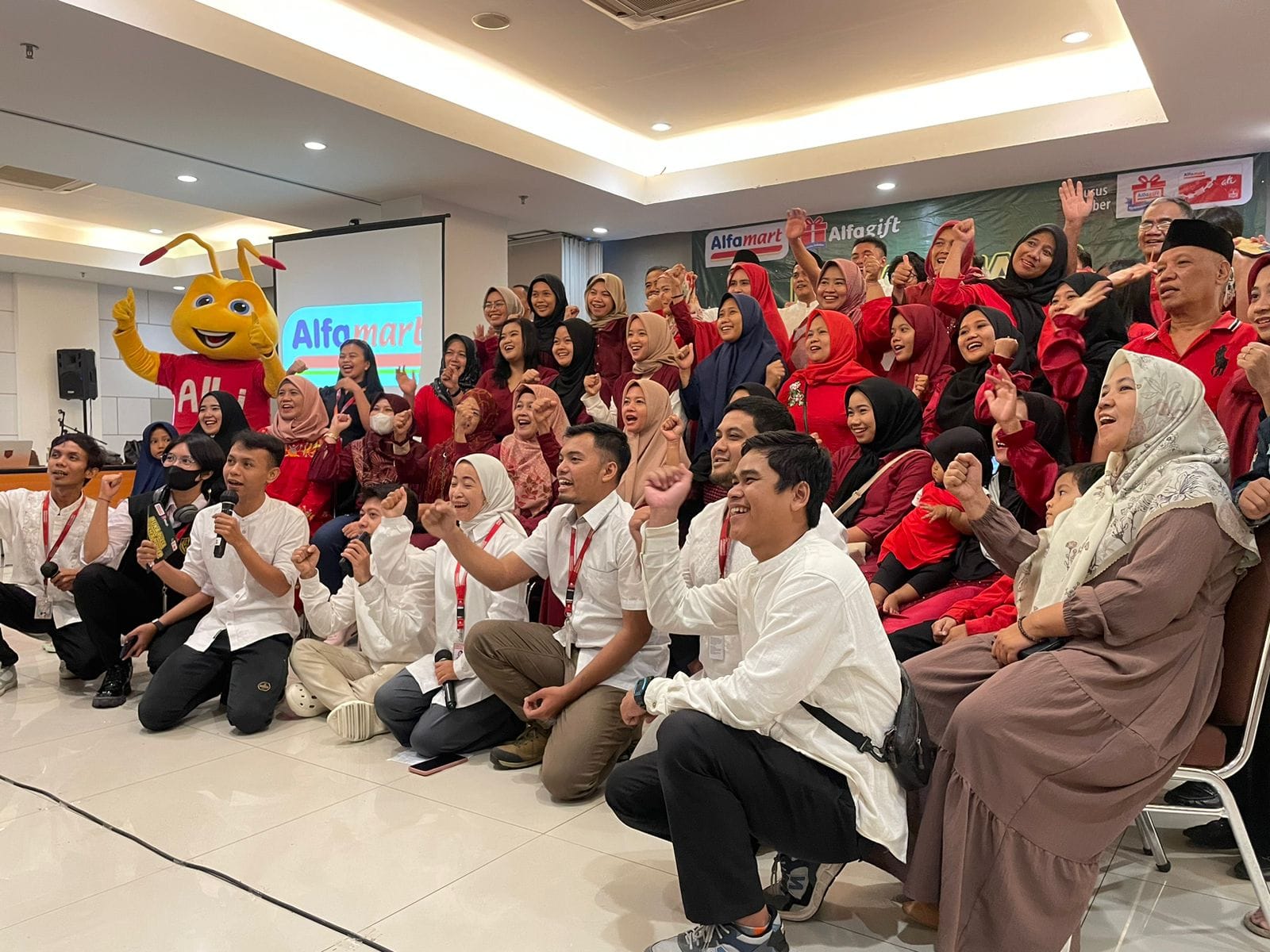 Alfamart Branch Balaraja Buka Puasa Bersama Member Loyal 1 IMG 20240328 WA0034
