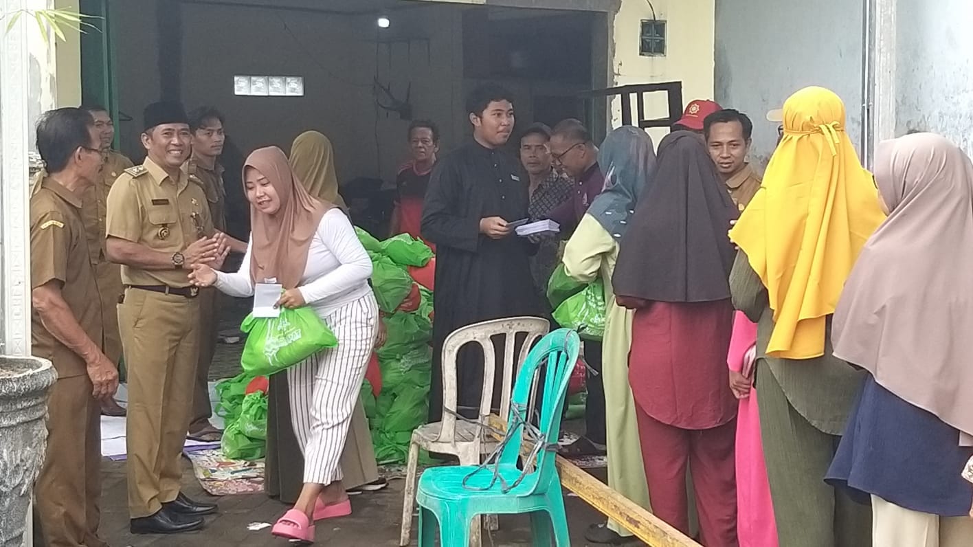 Jelang Lebaran, 1300 Anak Yatim dan Kaum Dhuafa Dapat Santunan dari Kades Cikuya 1 IMG 20240402 WA0010