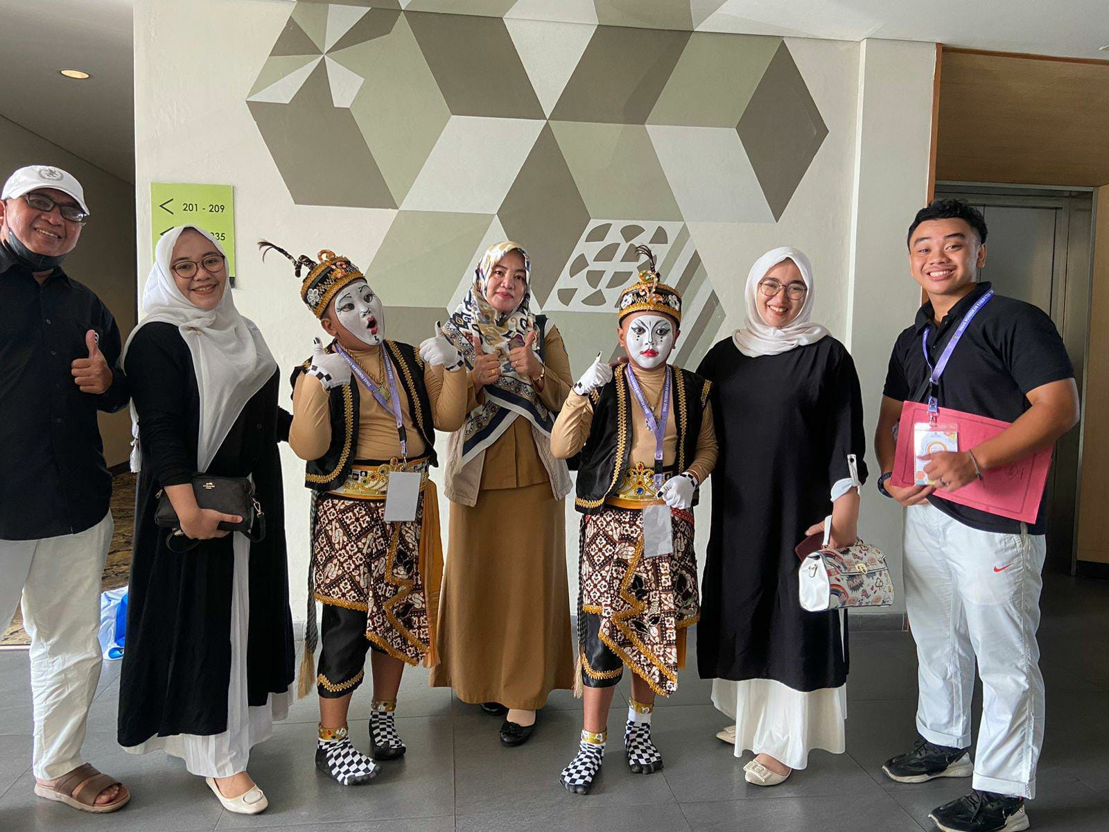 FLS2N 2024, SDN 2 Tigaraksa Juara I Pantomim Tingkat Kabupaten Tangerang 1 IMG 20240502 WA0006