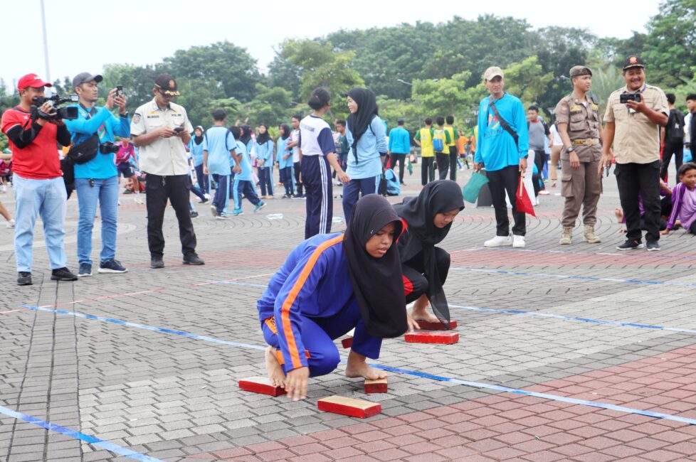 1.137 Pelajar Antusias Ikut Invitasi Olahraga Tradisional 1 IMG 20240615 WA0157