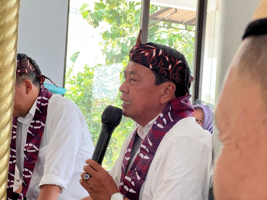 Jelang Hari Pahlawan, Maesyal Rasyid Ziarah ke Makam Raden Aria Wangsakara 1 IMG 20241102 WA0139