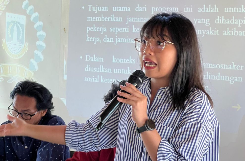 Sosialisasi Raperda Jamsosnaker: drg. Huga dan Abraham Bawa Pesan Perlindungan Sosial 1 IMG 20250501 WA0105