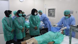 Polri Peduli di Hari Bhayangkara, 6 Tim Dokter Spesialis Mata dan 20 Nakes Operasi 150 Pasien Katarak di Kota Tangerang 1 IMG 20250621 WA0086