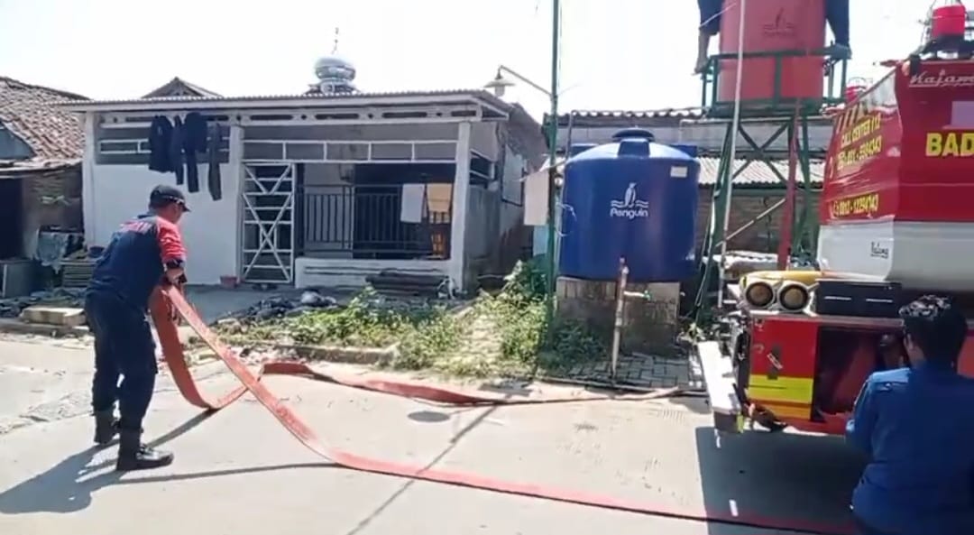 Musim Kemarau, 85 KK di Kecamatan Legok Alami Krisis Air Bersih 1 IMG 20260710 WA0071