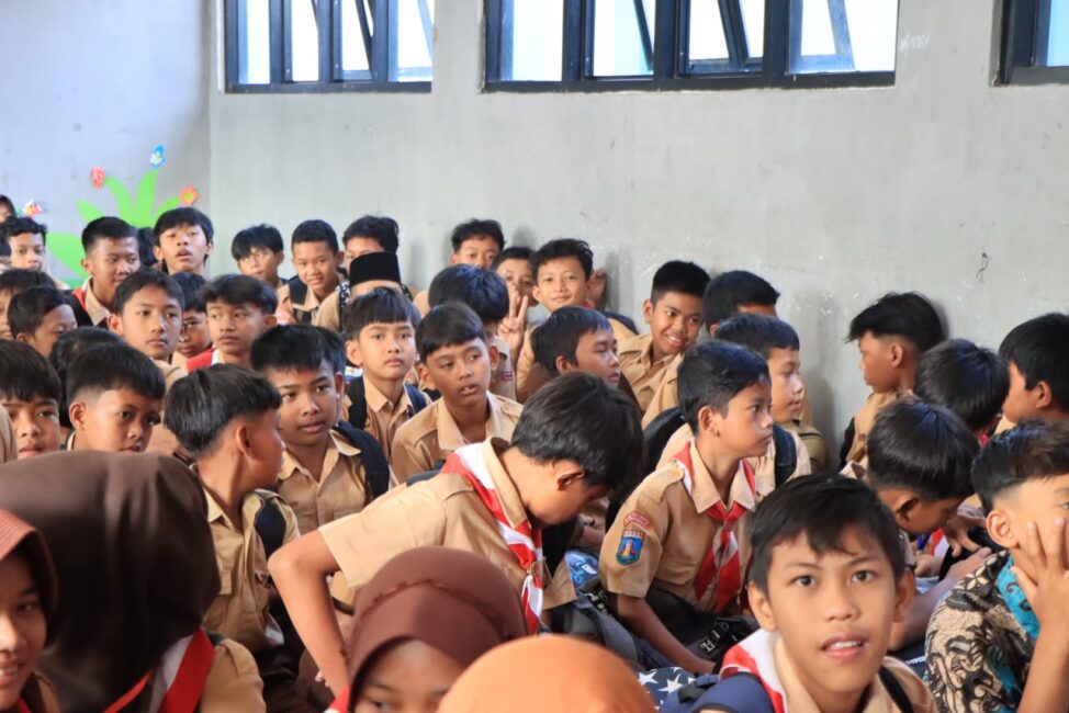 Bupati Maesyal Motivasi Pelajar SMP dan SMK Satya Muda Gemilang di Masa MPLS 1 IMG 20260715 WA0108