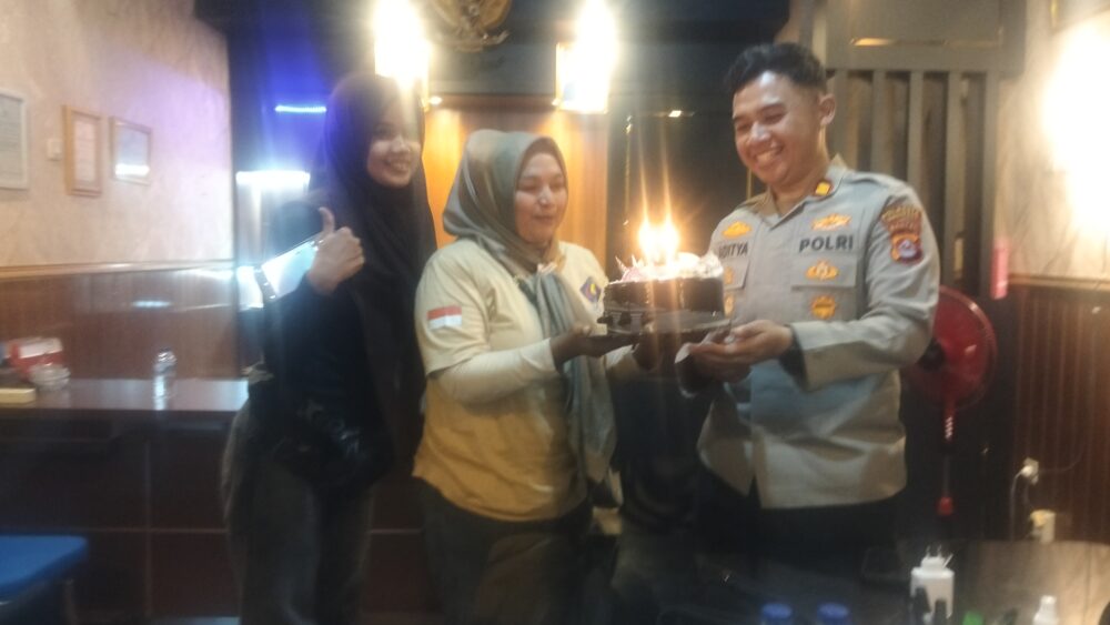 HUT Bhayangkara Ke-80, Kapolsek Cisoka Diberi Surprise 3 Camat Bersama Danramil 013/Cisoka 2 IMG20260701113939