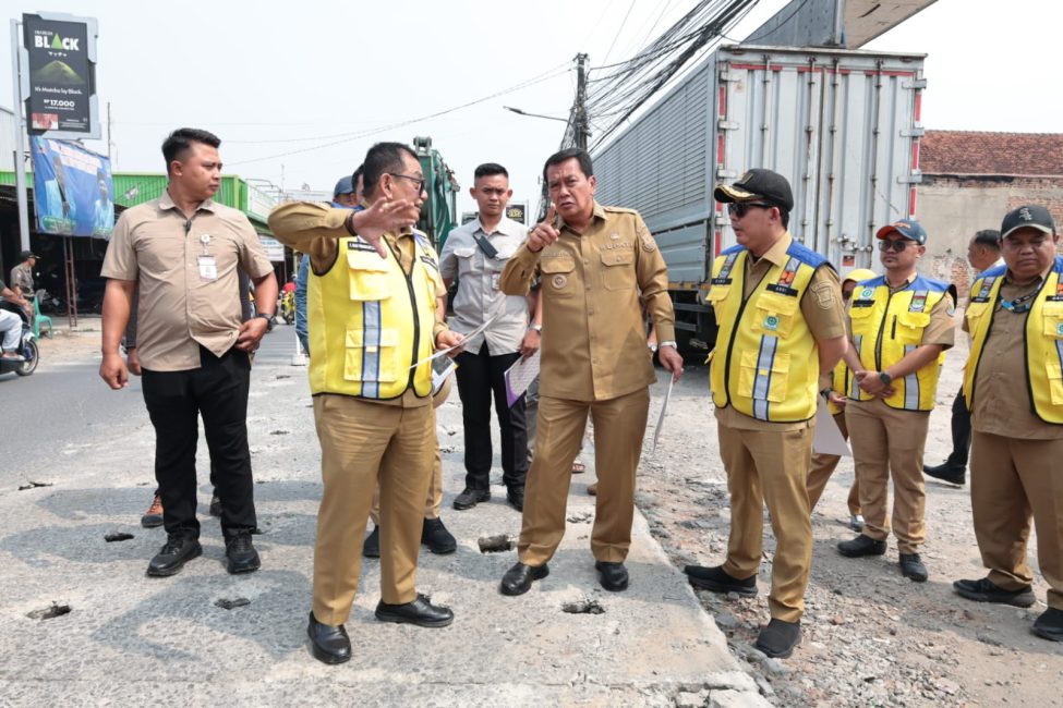 Tinjau Rekonstruksi Jalan Cangkudu–Cisoka, Bupati Tangerang Targetkan 1,38 Km Rampung Akhir 2026 2 IMG 20260824 WA0169